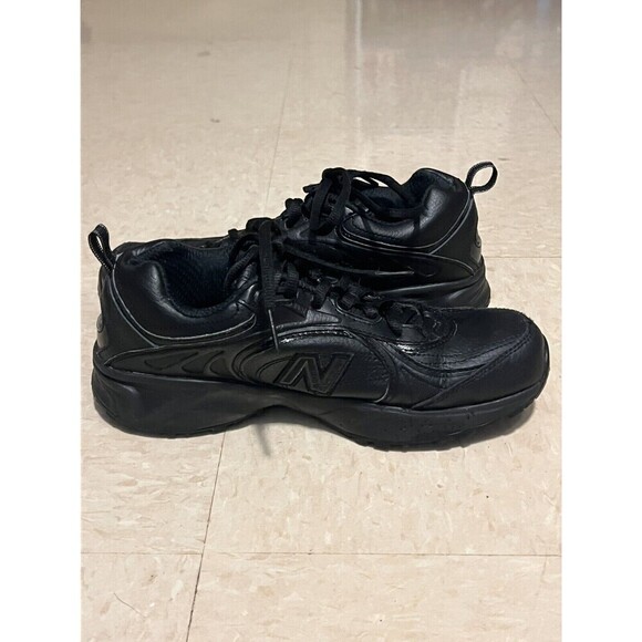 New Balance Black Slip Resistant Shoes for Crews - Picture 7 of 9